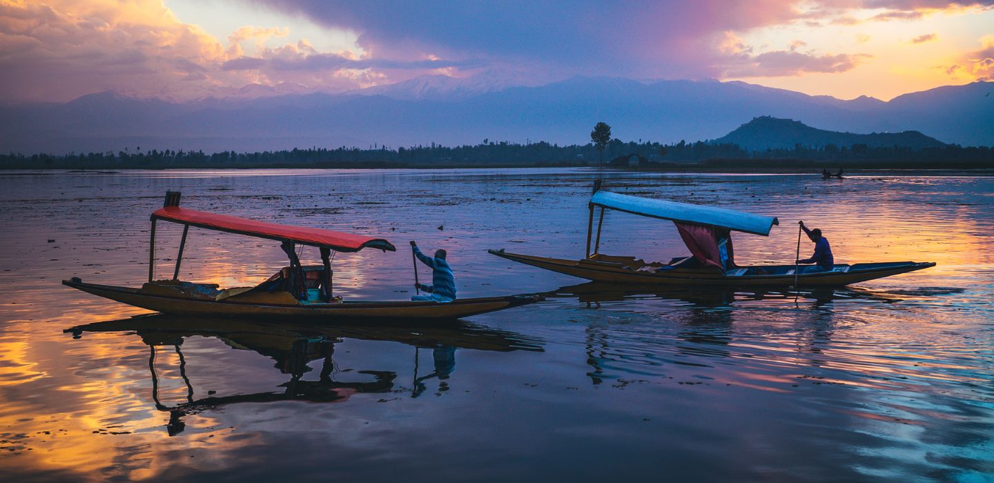 Bellmont Hotel , Hotel In Srinagar , Dal Lake